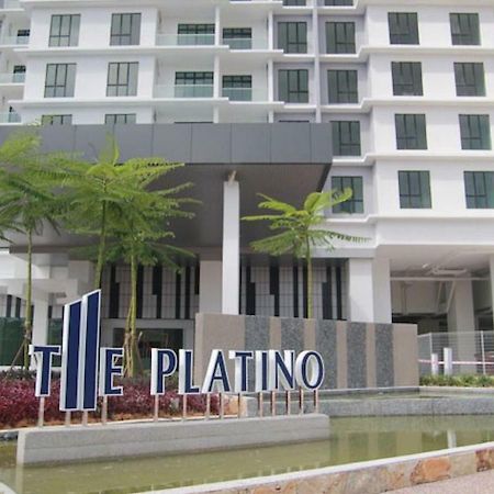 Johor Bahru Paradigm Leplatino Homestay ภายนอก รูปภาพ